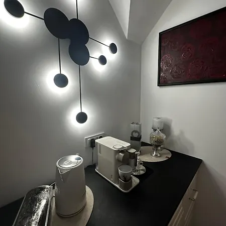 D Bed & Breakfast 3*