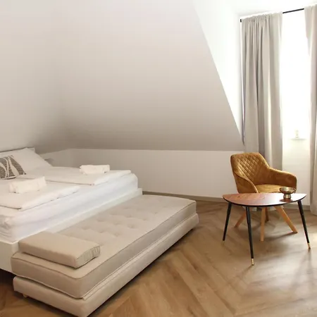 ゲストハウス D Boutique With Parking & Fast Access 3*