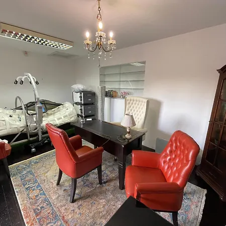 Bed & Breakfast D Boutique With Parking & Fast Access 3*