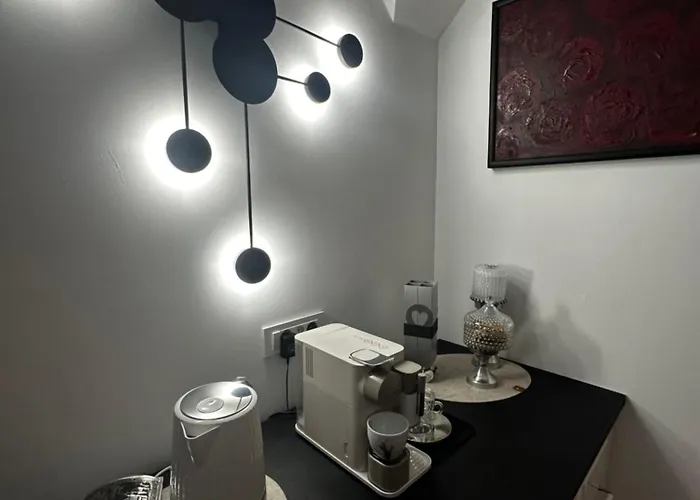 D Bed & Breakfast 3*